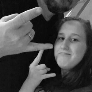 Meet your Posher, Dennis